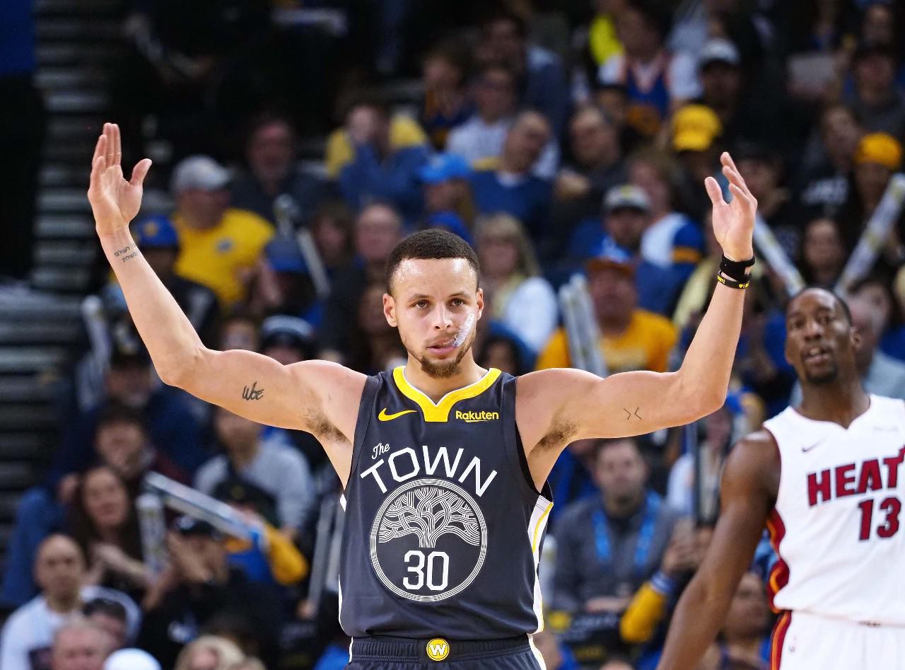 在防守端的 在防守端的